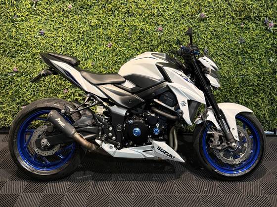 SUZUKI GSX-S750A SUZUKI GSX-S750A